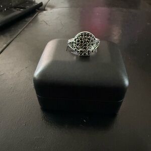 Elegant Silver Ring